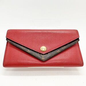 LOUIS VUITTON - Calfskin Double V Wallet Rubis R1.218